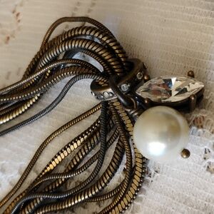 KR VT Signed Multiple chain brass-like With rhinestone and pearl pendant